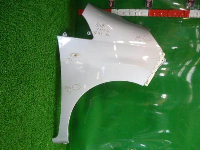 Right Fender Panel NISSAN Nv200 vanette 2014 DBF-VM20 — photo 1