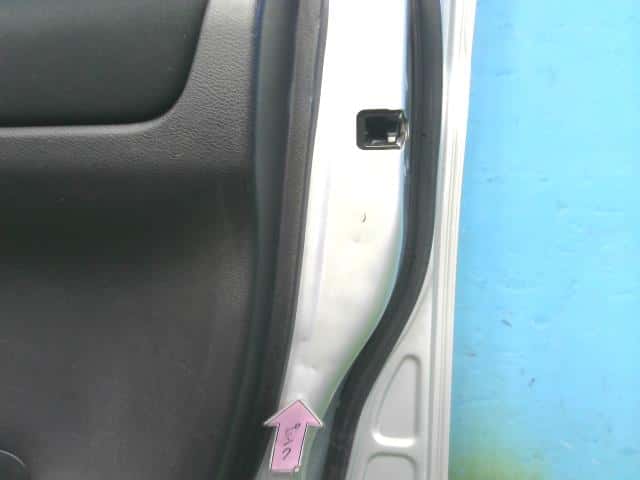 Front Right Door Assembly NISSAN Serena 2016 DAA-GFNC27 — photo 7