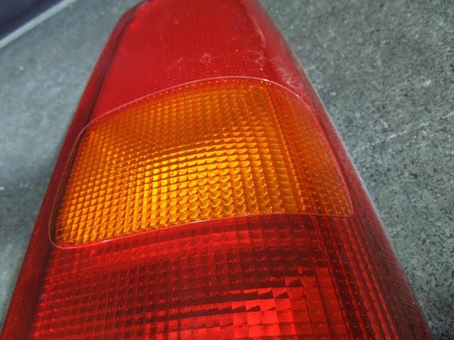 Right Tail Light SUZUKI Jimny 2002 TA-JB23W 3565081A00 — photo 3