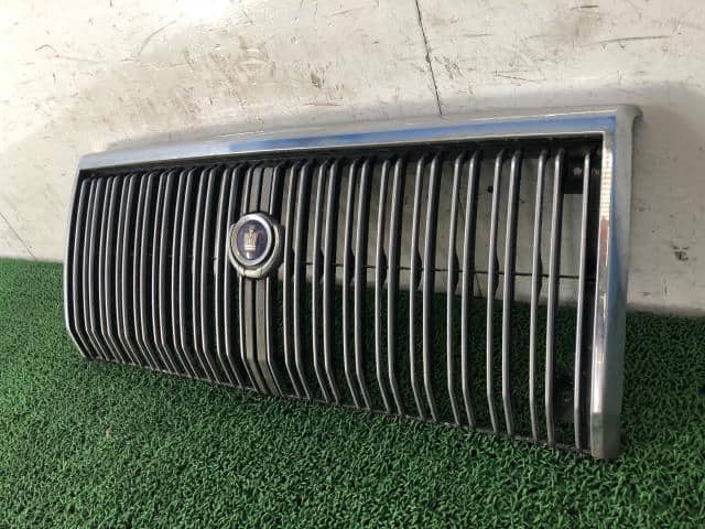 Radiator Grille TOYOTA Crown 1976 C-MS100 — photo 3