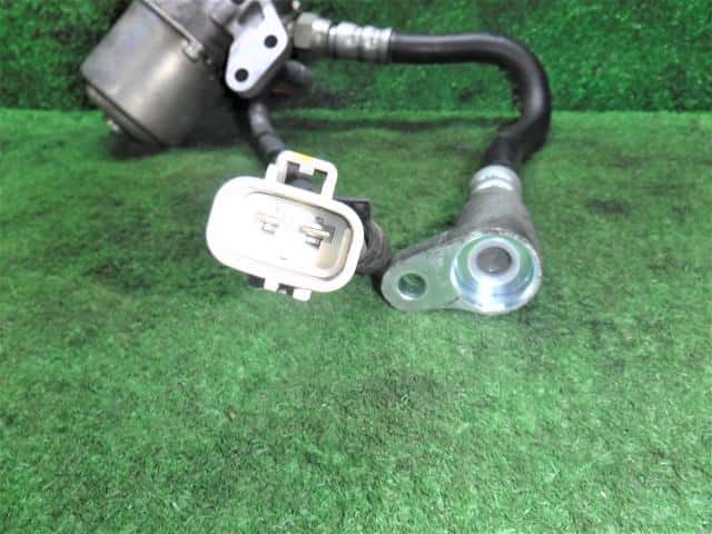 Pumps MAZDA Premacy 2012 DBA-CWEFW — photo 4