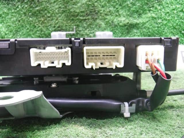 Power Slide Door Motor MAZDA Premacy 2012 DBA-CWEFW — photo 5
