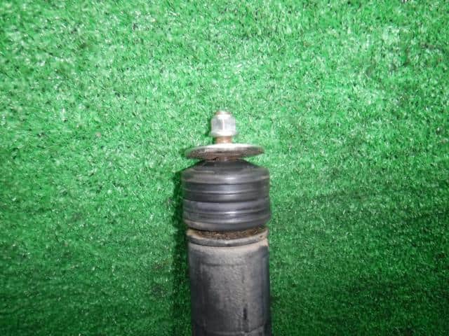 Rear Right Shock Absorber HONDA Insight 2010 DAA-ZE2 — photo 2