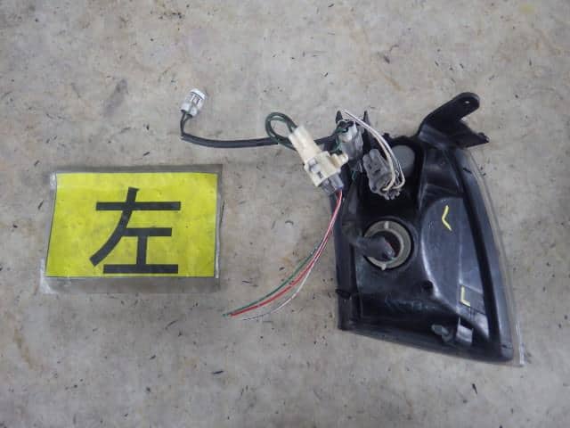 Left Side Marker Light TOYOTA Crown 1996 E-JZS151 8162030380 — photo 4
