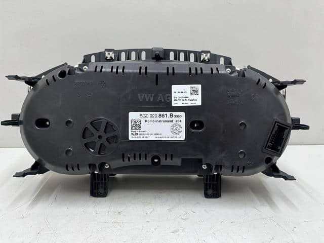 Speedometer VOLKSWAGEN Golf 2013 DBA-AUCJZ 5G0920861B — photo 4