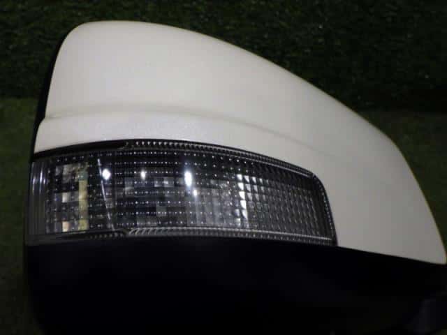 Right Side Mirror NISSAN Serena 2012 DBA-FNC26 — photo 6