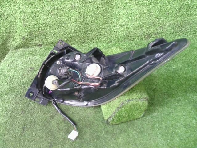 Left Tail Light MAZDA Biante 2008 DBA-CCEFW C27351160C — photo 3