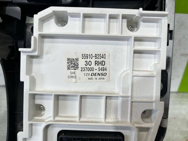 Cluster Panel DAIHATSU Tanto 2014 DBA-LA600S — photo 4