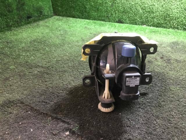 Left Fog Light SUBARU Levorg 2014 DBA-VMG — photo 2