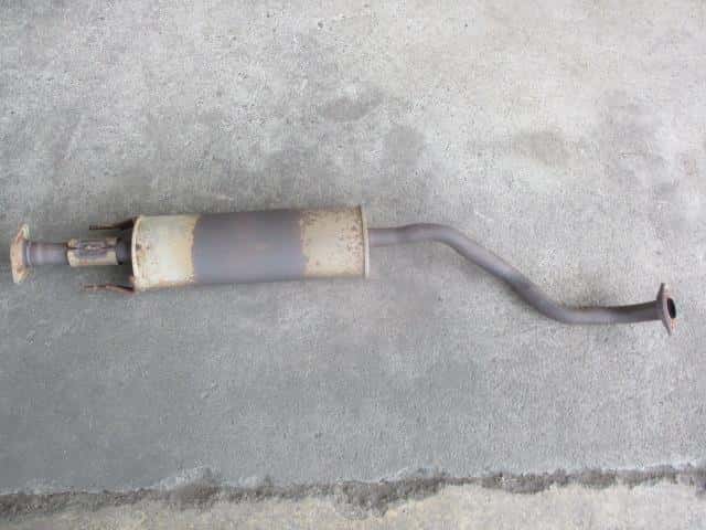 Exhaust Center Muffler NISSAN Note 2008 DBA-NE11 — photo 1
