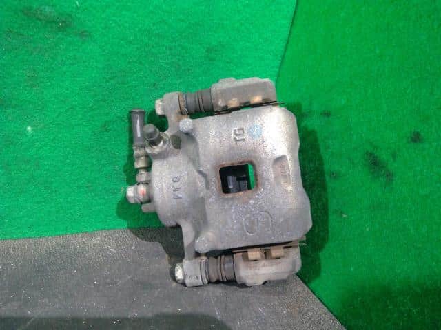 Front Right Caliper NISSAN Nv100 clipper 2018 HBD-DR17 — photo 1