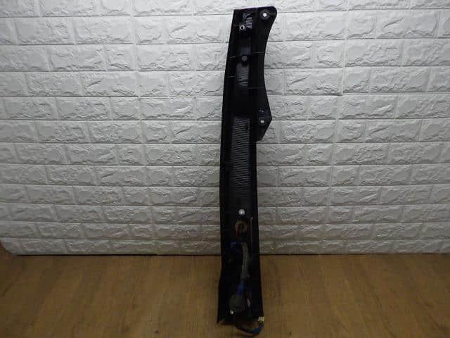 Right Tail Light DAIHATSU Move 2006 DBA-L185S — photo 2