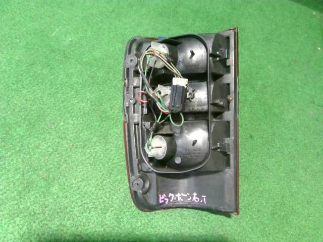 Right Tail Light ISUZU Bighorn(isuzu) 1999 KH-UBS73GW 8971037321 — photo 2