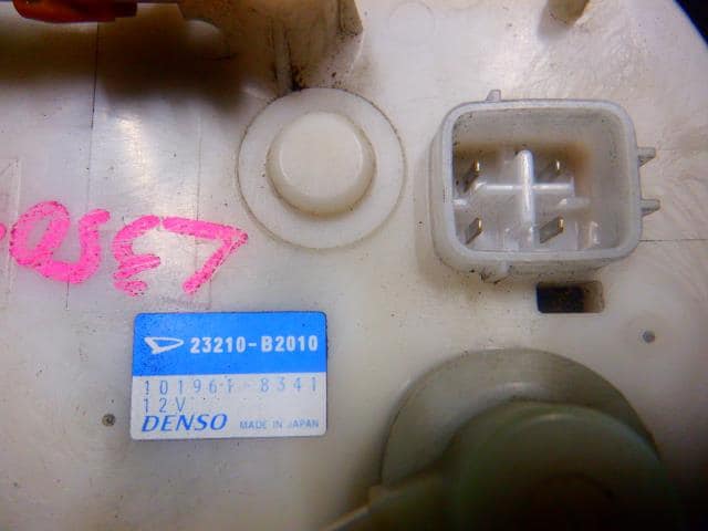Fuel Pump DAIHATSU Tanto 2004 UA-L350S — photo 2