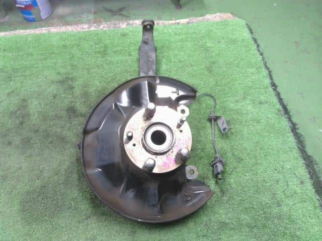 Front Right Knuckle Hub Assembly HONDA Accord 2009 DBA-CW2 51210TA0010 — photo 1