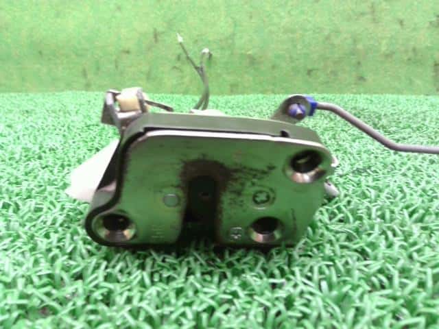 Door Lock Solenoid Mitsubishi Fuso 2012 TKG-FEA50 MK461483 — photo 3