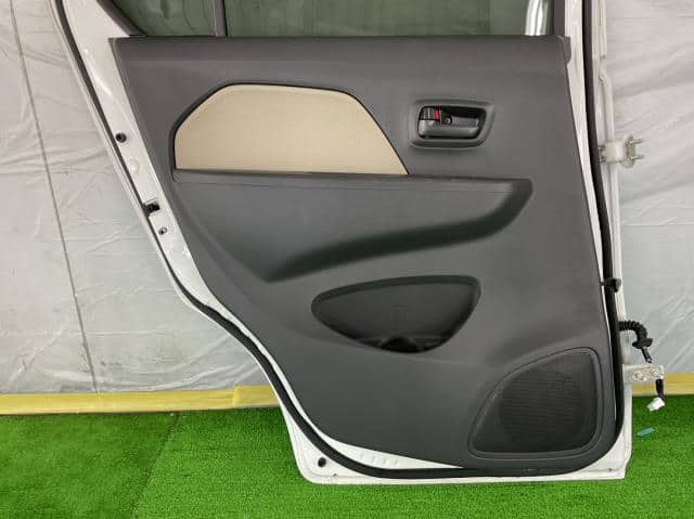 Rear Left Door Assembly SUZUKI Wagon R 2013 DBA-MH34S — photo 7