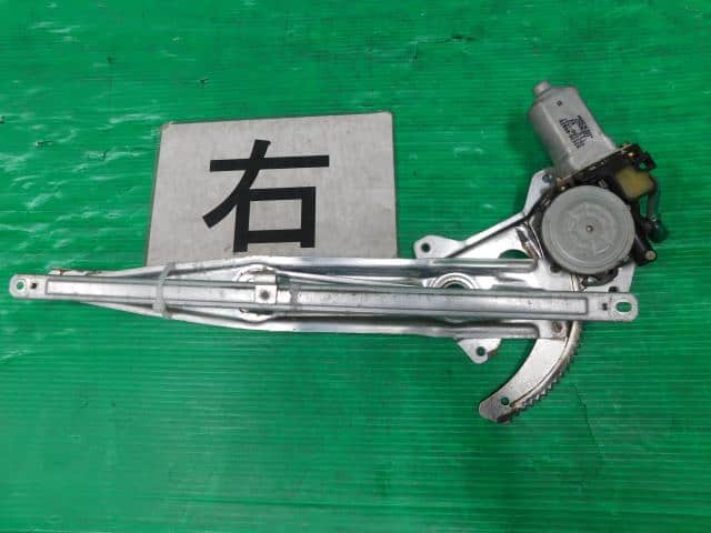 Front Right Door Regulator SUZUKI Twin 2003 UA-EC22S 8340184G20 — photo 1