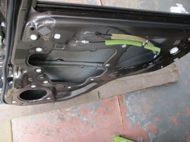 Rear Right Door Assembly MAZDA Demio 2015 LDA-DJ5FS — photo 6