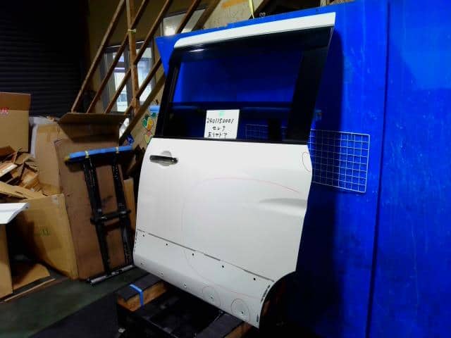 Rear Left Door Assembly NISSAN Serena 2012 DAA-HFC26 — photo 9
