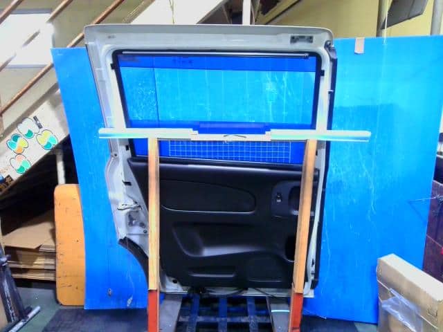 Rear Left Door Assembly NISSAN Serena 2012 DAA-HFC26 — photo 2