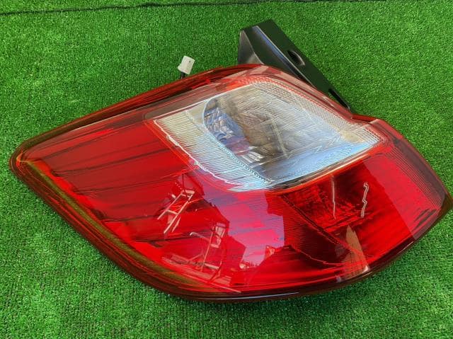 Left Tail Light SUBARU Exiga 2008 CBA-YA5 — photo 2