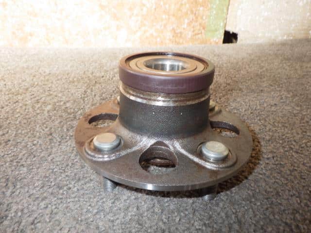 Rear Wheel Hub HONDA Fit 2004 DBA-GD1 — photo 4