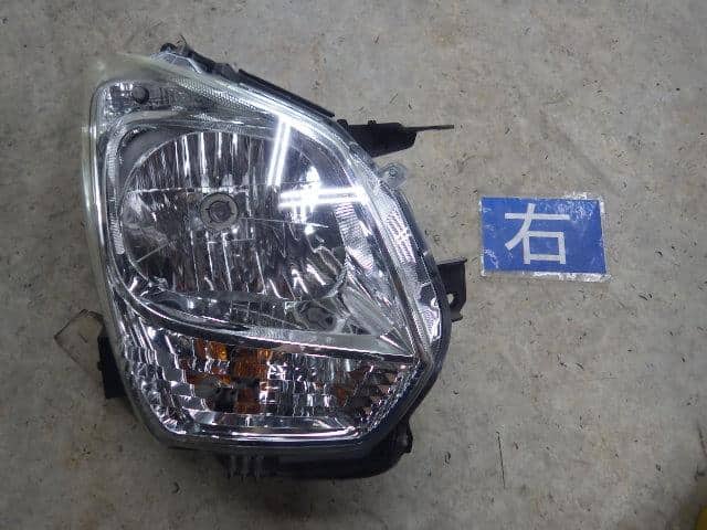Right Headlight SUZUKI Wagon R 2014 DBA-MH34S 3512072M00 — photo 1