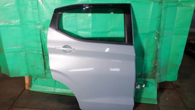 Rear Right Door Assembly MITSUBISHI eK Wagon 2019 5BA-B36W — photo 1