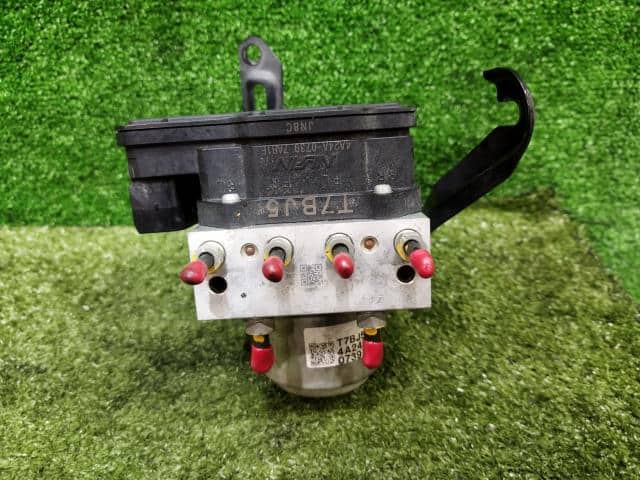 ABS Actuator HONDA Vezel 2014 DAA-RU3 — photo 4
