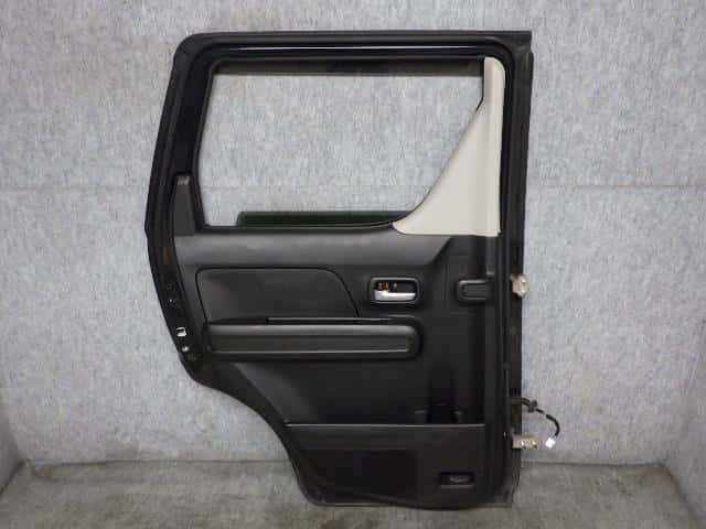 Rear Left Door Assembly SUZUKI Wagon R 2017 DAA-MH55S 6800463R00 — photo 2