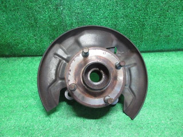 Front Right Knuckle Hub Assembly DAIHATSU Hijet 2012 EBD-S331V — photo 2