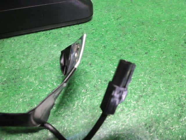 Room Mirror NISSAN Serena 2019 DAA-GFC27 — photo 6
