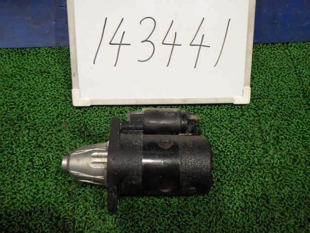Starter SUZUKI Every 2000 GD-DA52V — photo 1