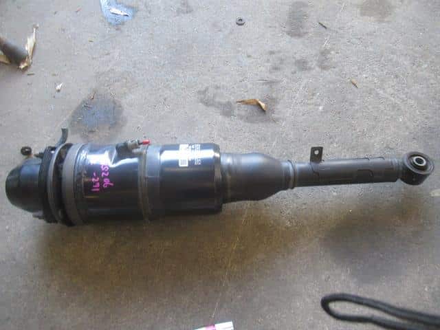Front Right Air Suspension TOYOTA Crown Majesta 2009 DBA-URS206 4801030210 — photo 1