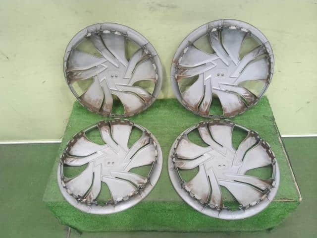 Wheel Cover HONDA Fit 2013 DAA-GP5 — photo 5