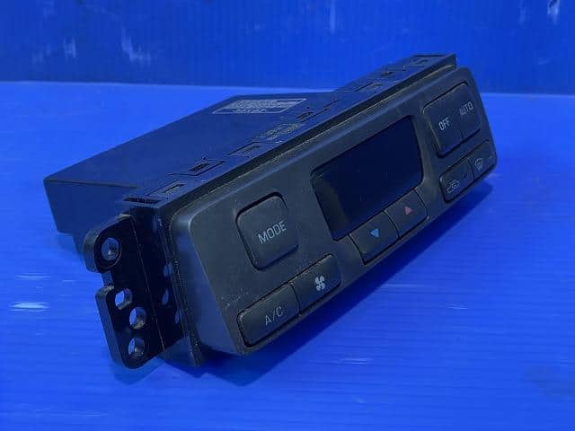 A/C Control Panel NISSAN Silvia 1995 E-S14 2750067F00 — photo 3