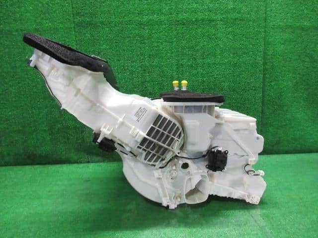 Air Conditioner Assembly NISSAN Serena 2019 DAA-GFC27 — photo 7