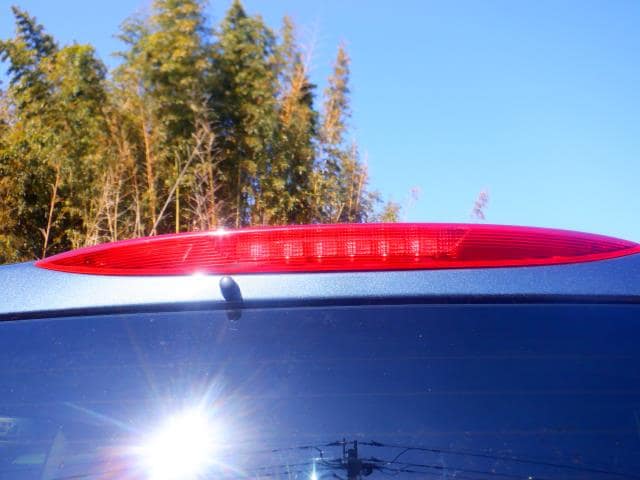 Third Brake Light NISSAN Serena 2012 DBA-FC26 — photo 2