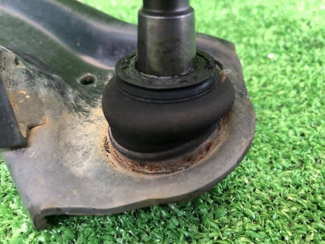 Front Right Lower Control Arm HONDA 2019 HBD-JJ2 51350TXAJ00 — photo 2