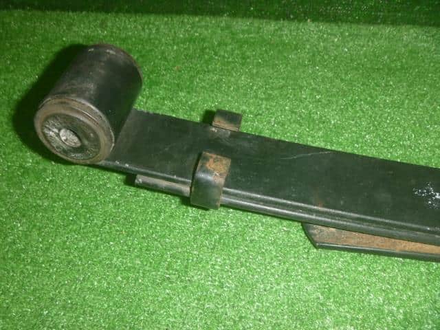 Rear Right Leaf Spring Assembly SUZUKI Carry 2014 EBD-DA16T 4131082M00 — photo 2
