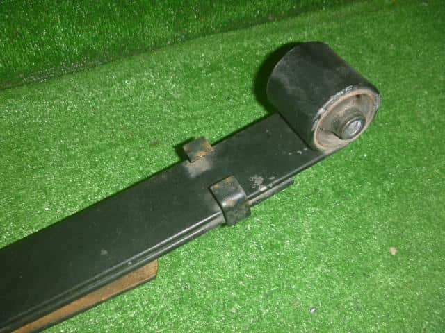 Rear Right Leaf Spring Assembly SUZUKI Carry 2014 EBD-DA16T 4131082M00 — photo 3