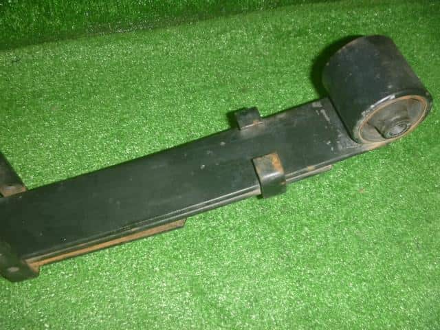 Rear Right Leaf Spring Assembly SUZUKI Carry 2014 EBD-DA16T 4131082M00 — photo 3