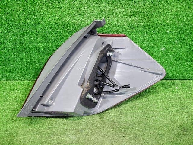 Left Tail Light HONDA Fit Shuttle 2011 DBA-GG8 — photo 2