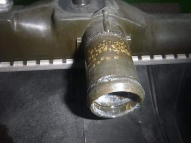 Radiator HONDA Civic 1996 E-EK3 — photo 3