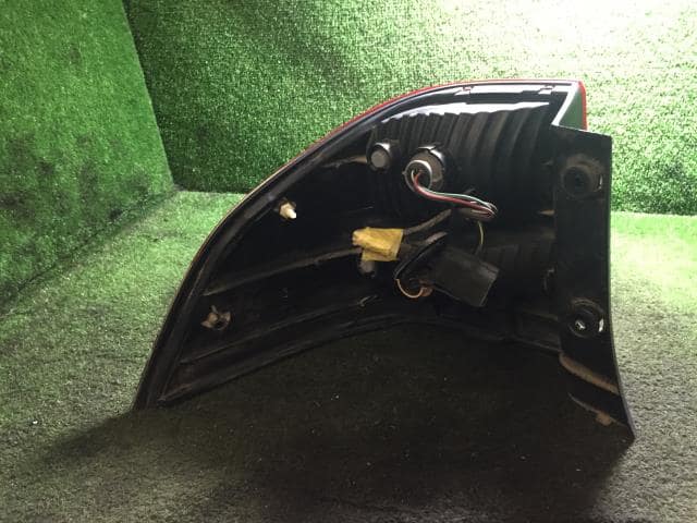 Right Tail Light HONDA Accord 2002 LA-CF6 — photo 2