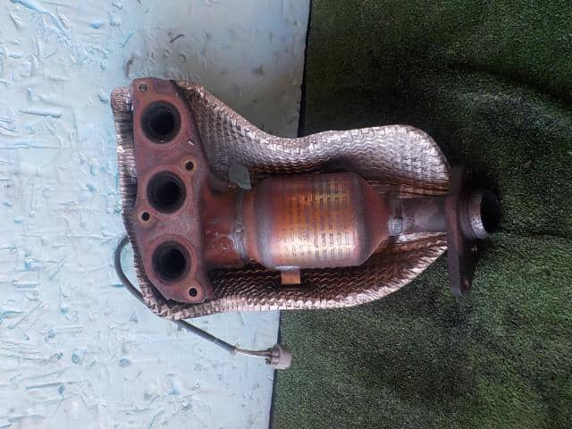 Exhaust Manifold SUZUKI Wagon R 2012 DBA-MH34S 1411050M10 — photo 2