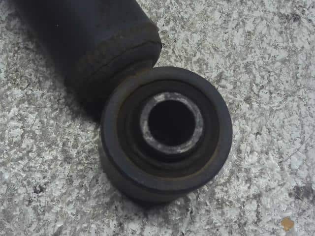 Rear Left Shock Absorber MAZDA Carol 2014 DBA-HB35S — photo 3