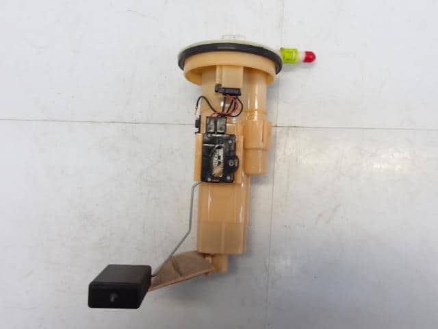 Fuel Pump SUZUKI Lapin 2010 CBA-HE22S 1510082852 — photo 1