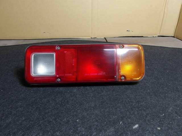 Right Tail Light HONDA Acty 2001 GD-HA6 — photo 1